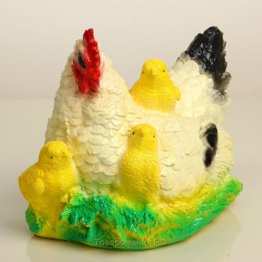 Садовая фигура "Курица наседка с цыплятами" белая, 28х21см